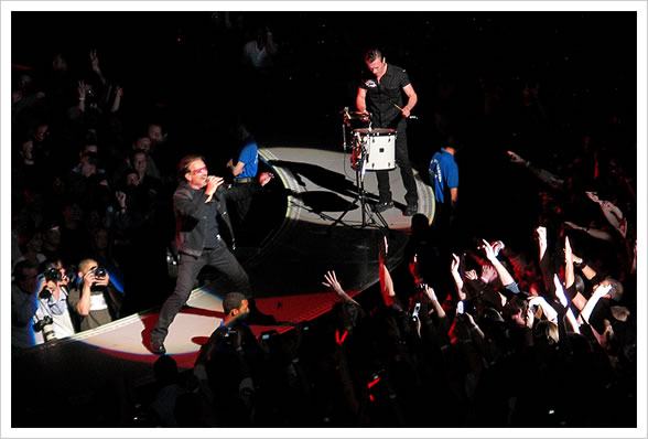 U2